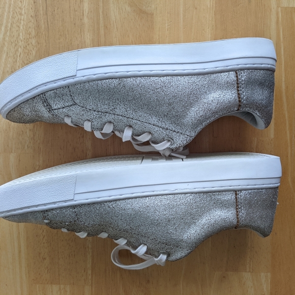 Like New Toms Silver Metallic Leather Lenox Sneakers - Picture 10 of 12